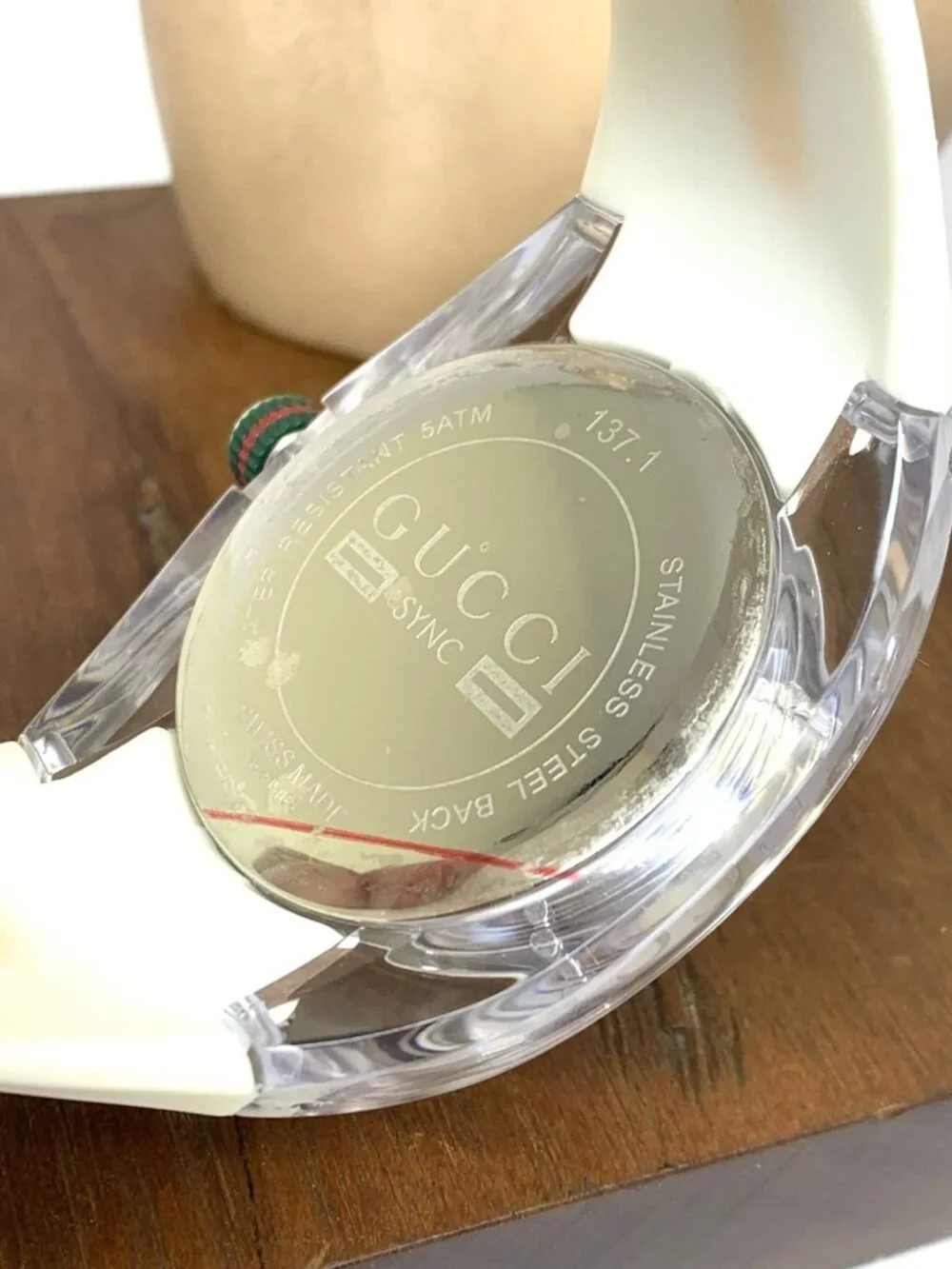 GUCCI Men's Watch YA137102 Sync Swiss Quartz Silver Dial White Rubber Band 46mm
